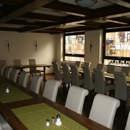 Hotel Restaurant Zum Schwanen Bruchköbel Екстериор снимка